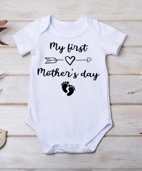 My first mother's day gyerek body