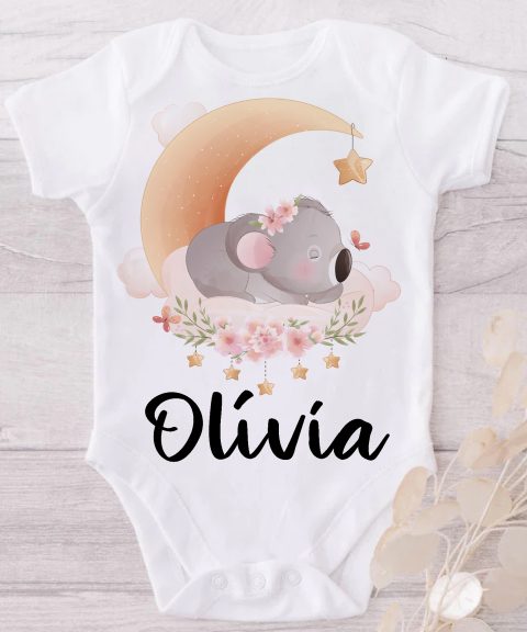 Alvó koala gyerek body saját névvel