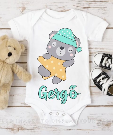 Alvó maci csillaggal gyerek body saját névvel