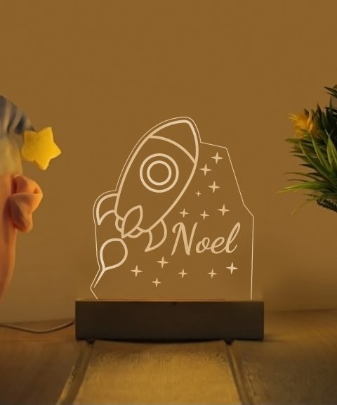 Rakétás névre szóló gyerek éjjeli led lámpa