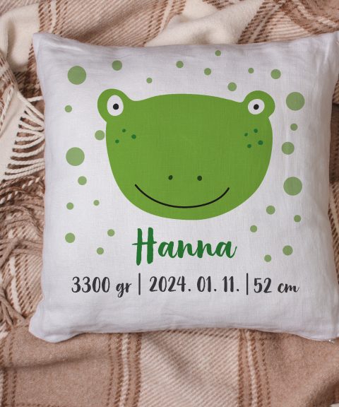 Rajzolt békás párna, gyermek nevével és születési adataival
