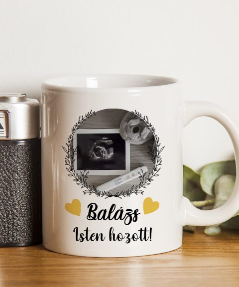 Isten hozott bögre, névvel és fényképpel
