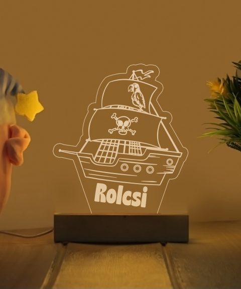Kalózhajó névre szóló gyerek éjjeli led lámpa