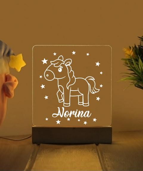 Lovacskás névre szóló gyerek éjjeli led lámpa
