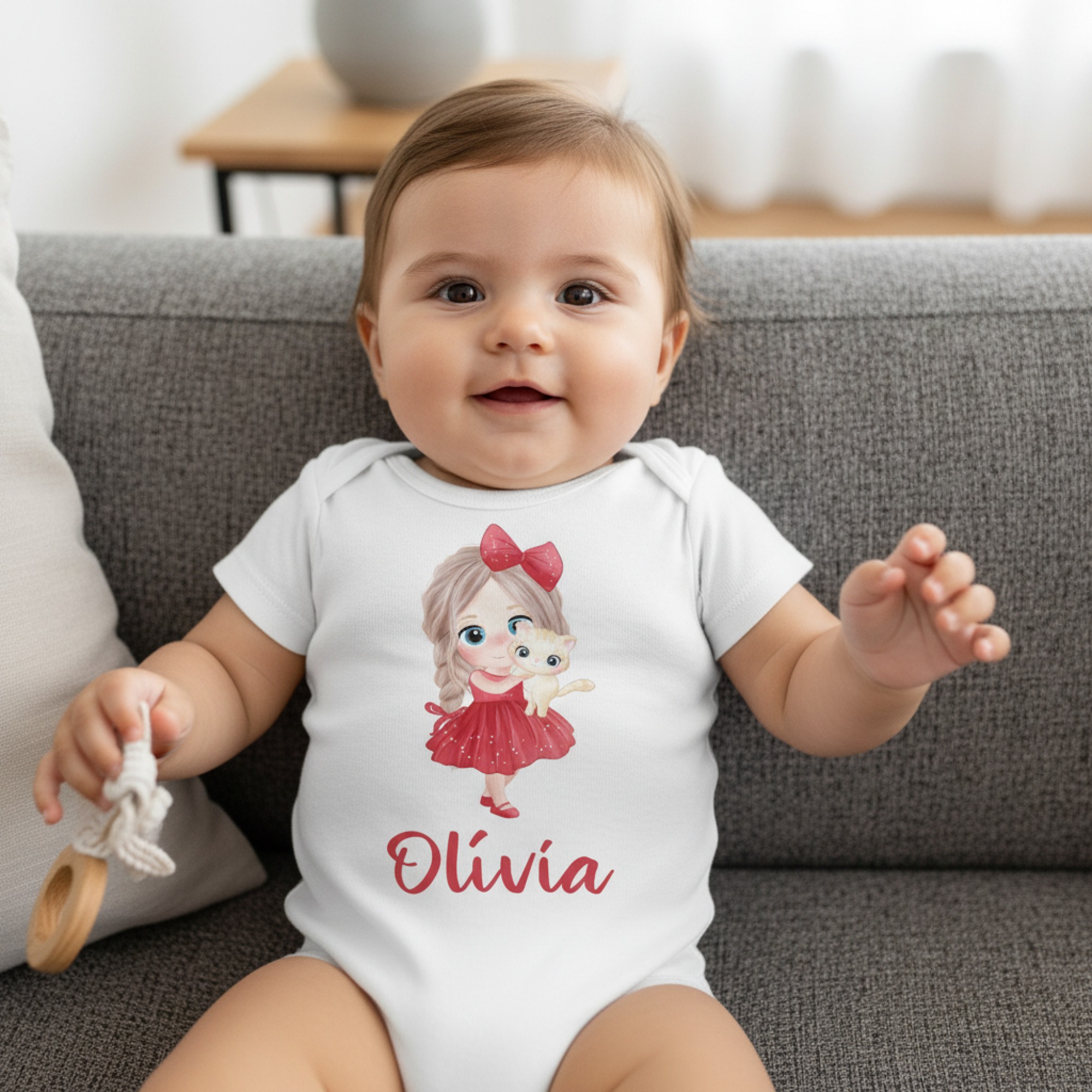 Piros ruhás kislány cicával gyerek body saját névvel