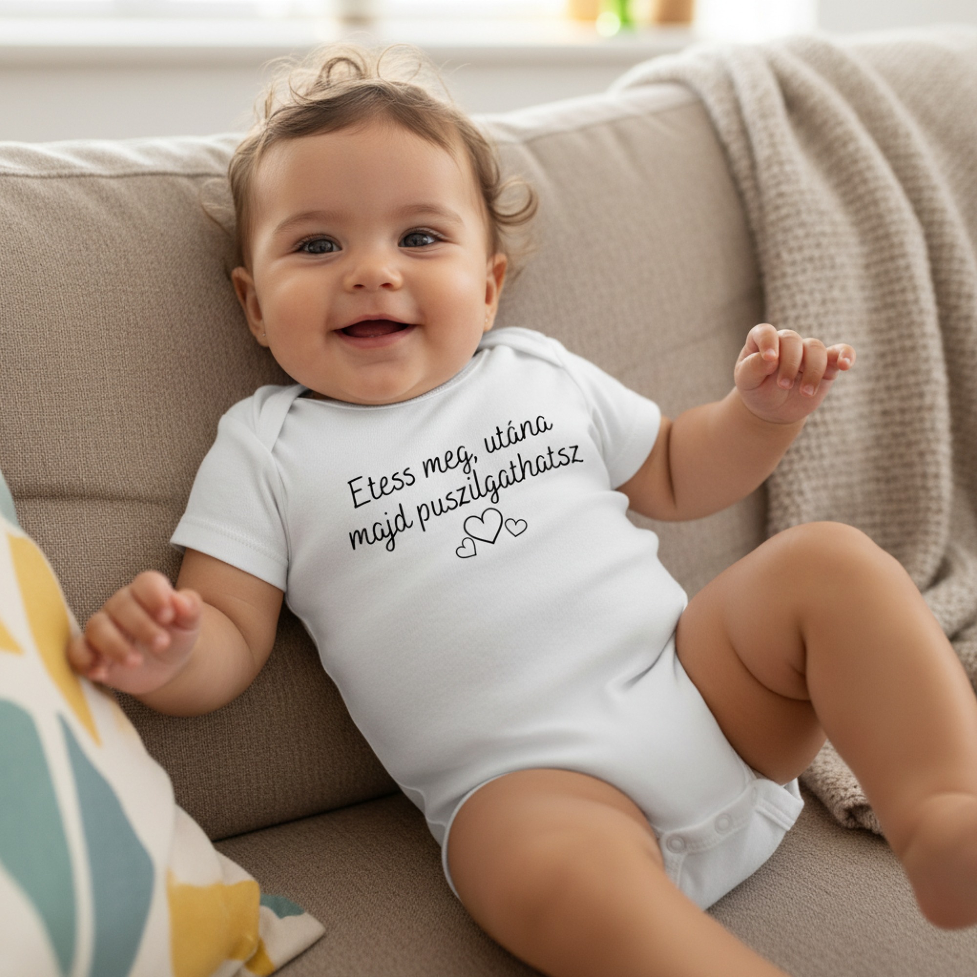 Etess meg, utána majd puszilgathatsz gyerek body