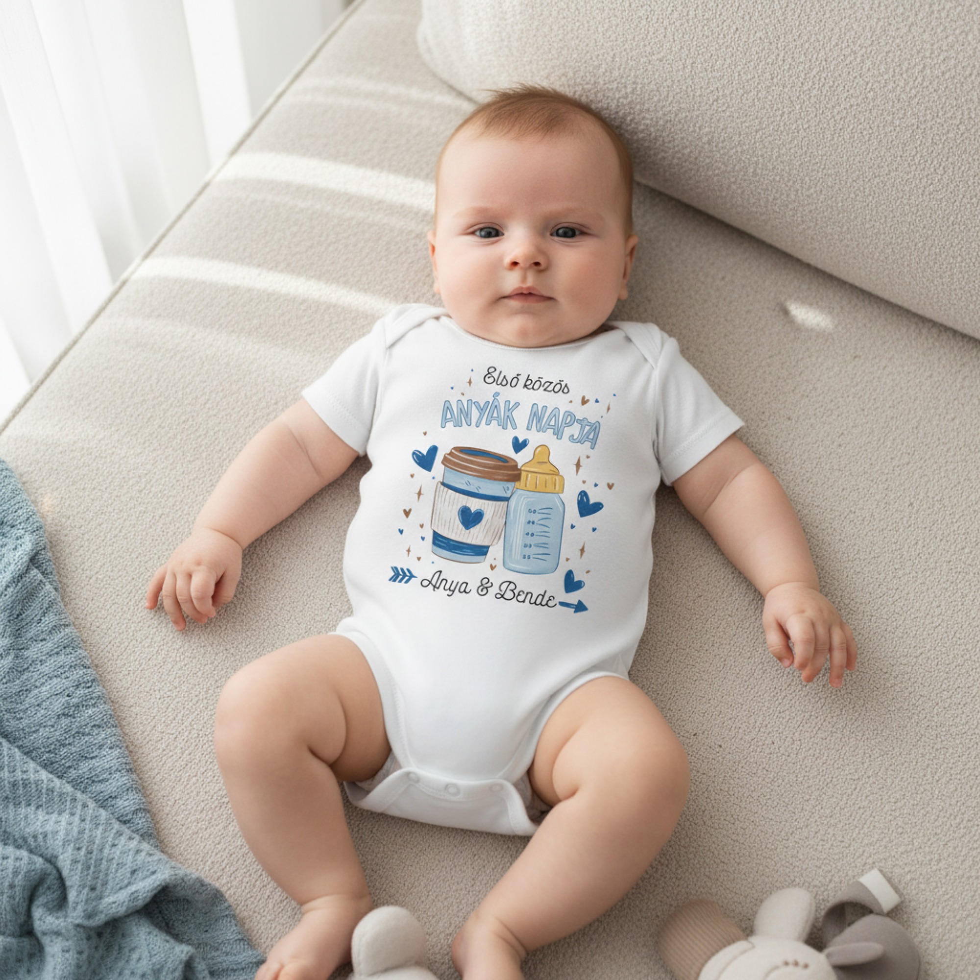 Első közös anyák napja, kisfiú gyerek body, névvel