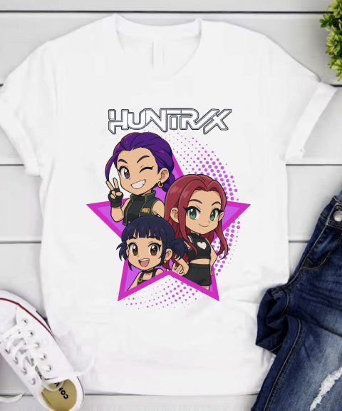 Huntrix póló, csillag mintában